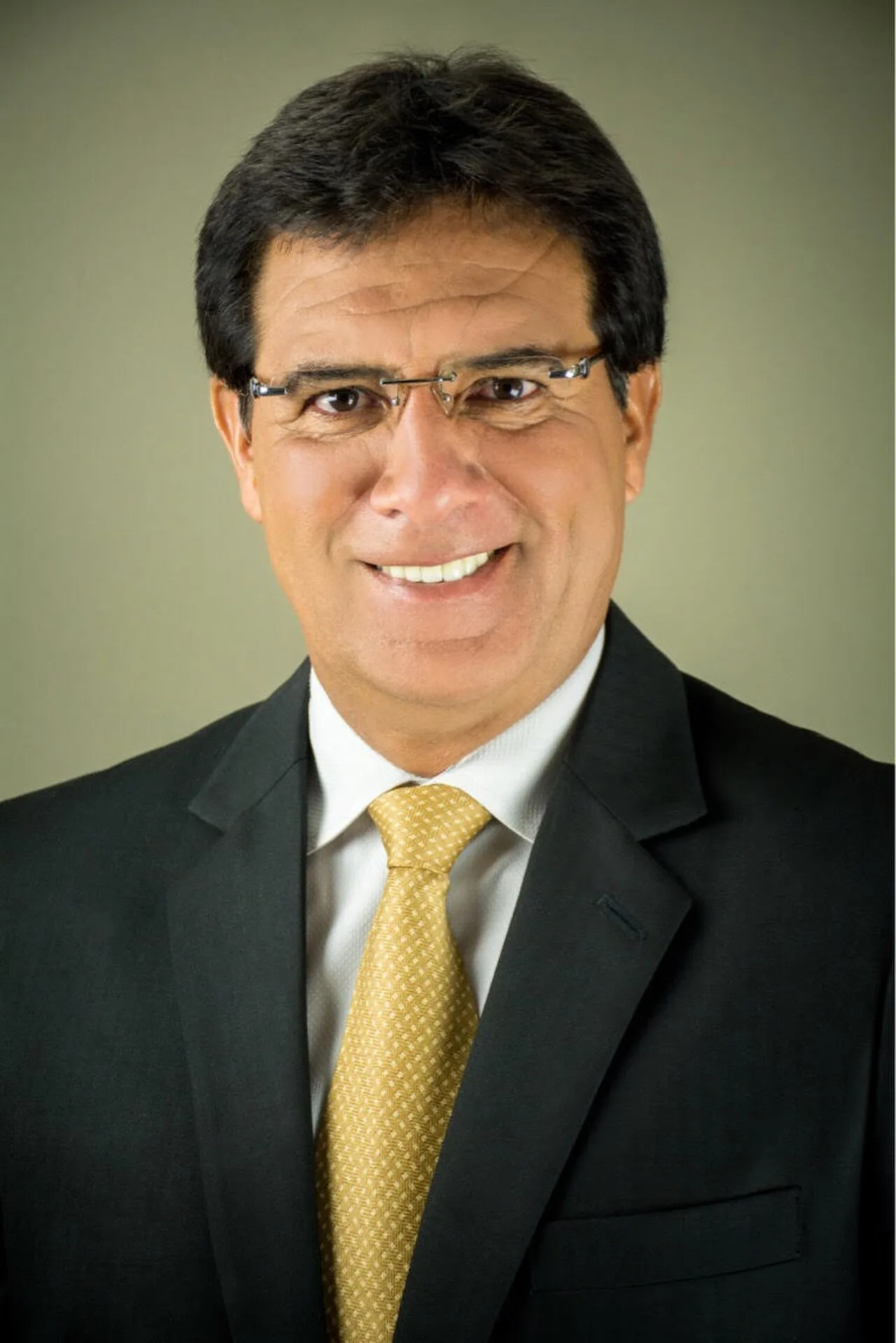Porträt von Carlos Luis Morales (1965–2020) – Gedenkseite