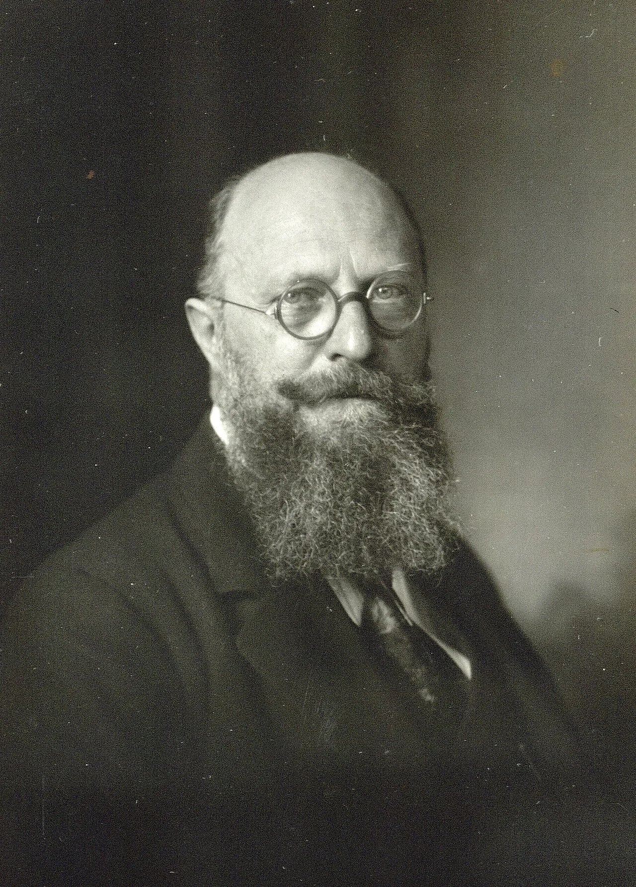 Portrait of Thorvald Stauning (1873–1942) – memorial page
