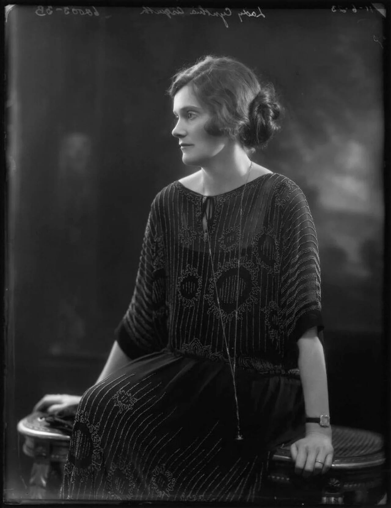 Portrait of Cynthia Asquith (1887–1960) – memorial page