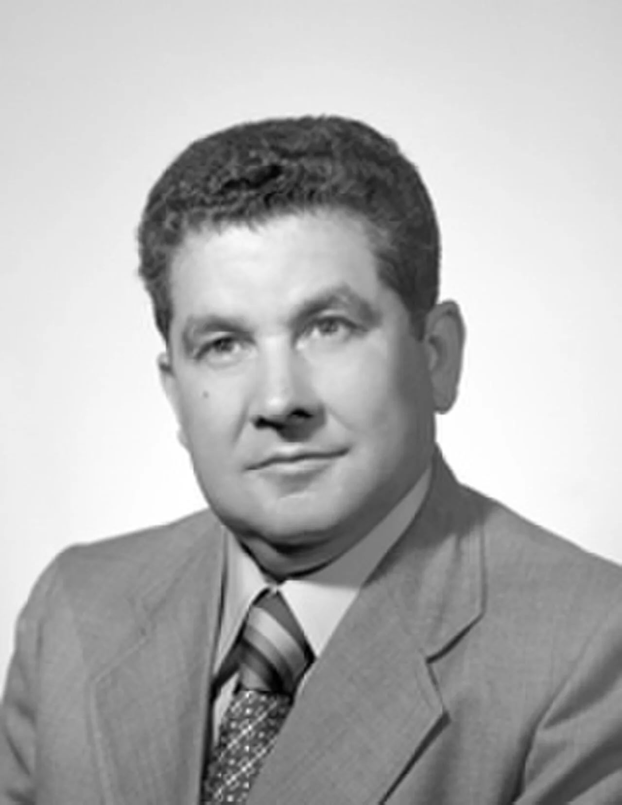Portrait of Domenico De Simone (1926–2019) – memorial page