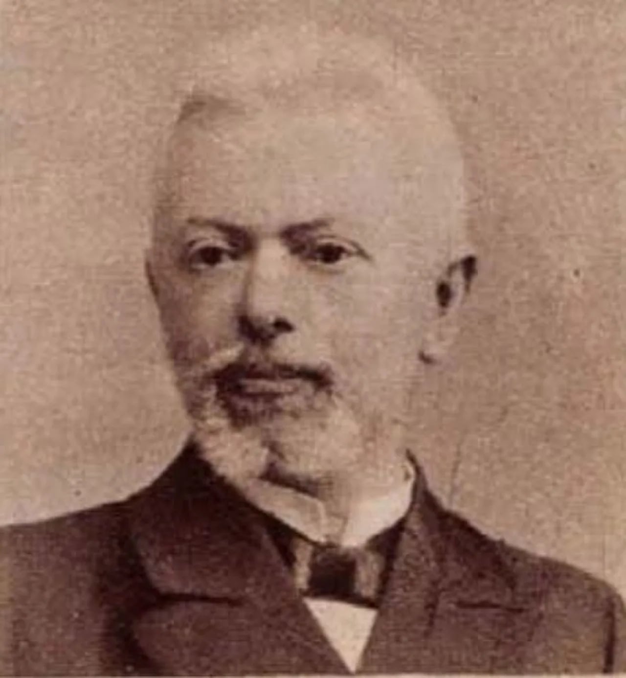 Portrait of Bernát Friedmann (1843–1925) – memorial page