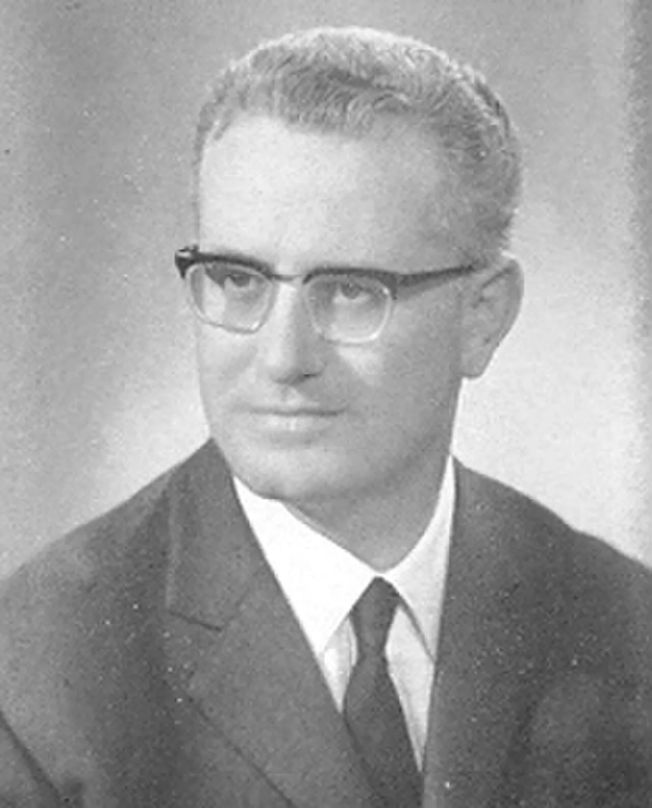 Portrait of Edgardo Alboni (1919–2015) – memorial page