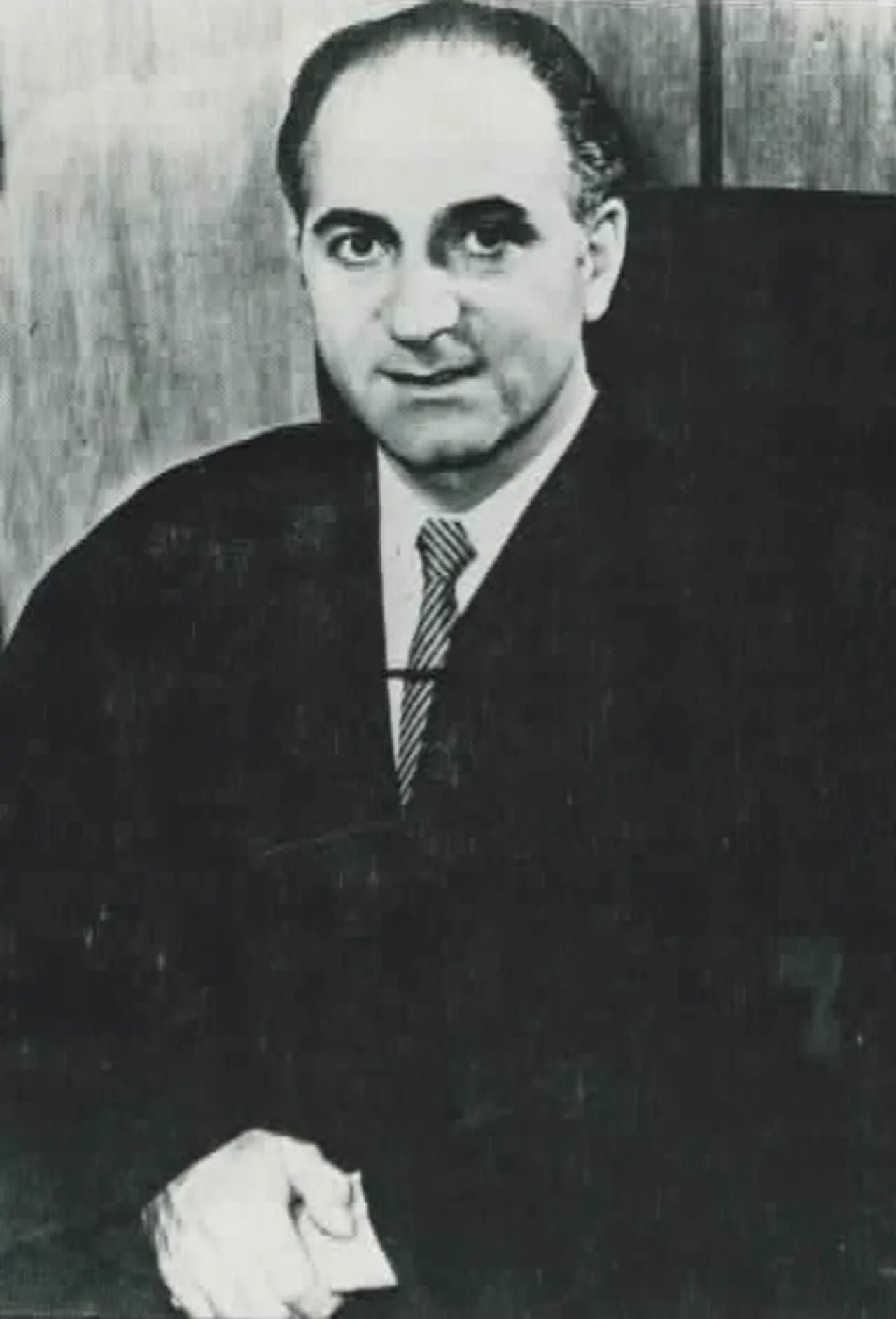 Portrait of Edward D. Re (1920–2006) – memorial page