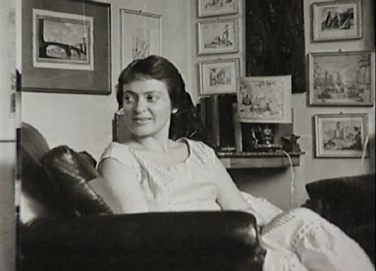 Porträt von Elena Bono (1921–2014) – Gedenkseite
