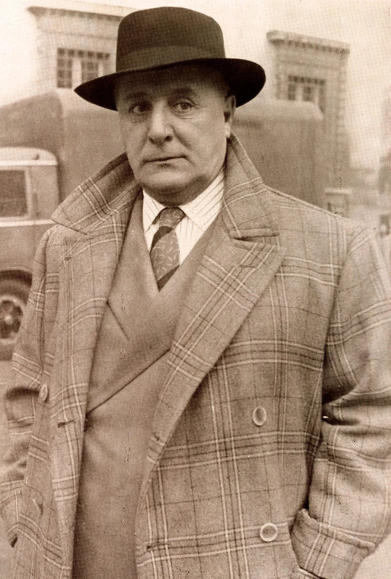 Portrait of Enzo Biliotti (1887–1976) – memorial page
