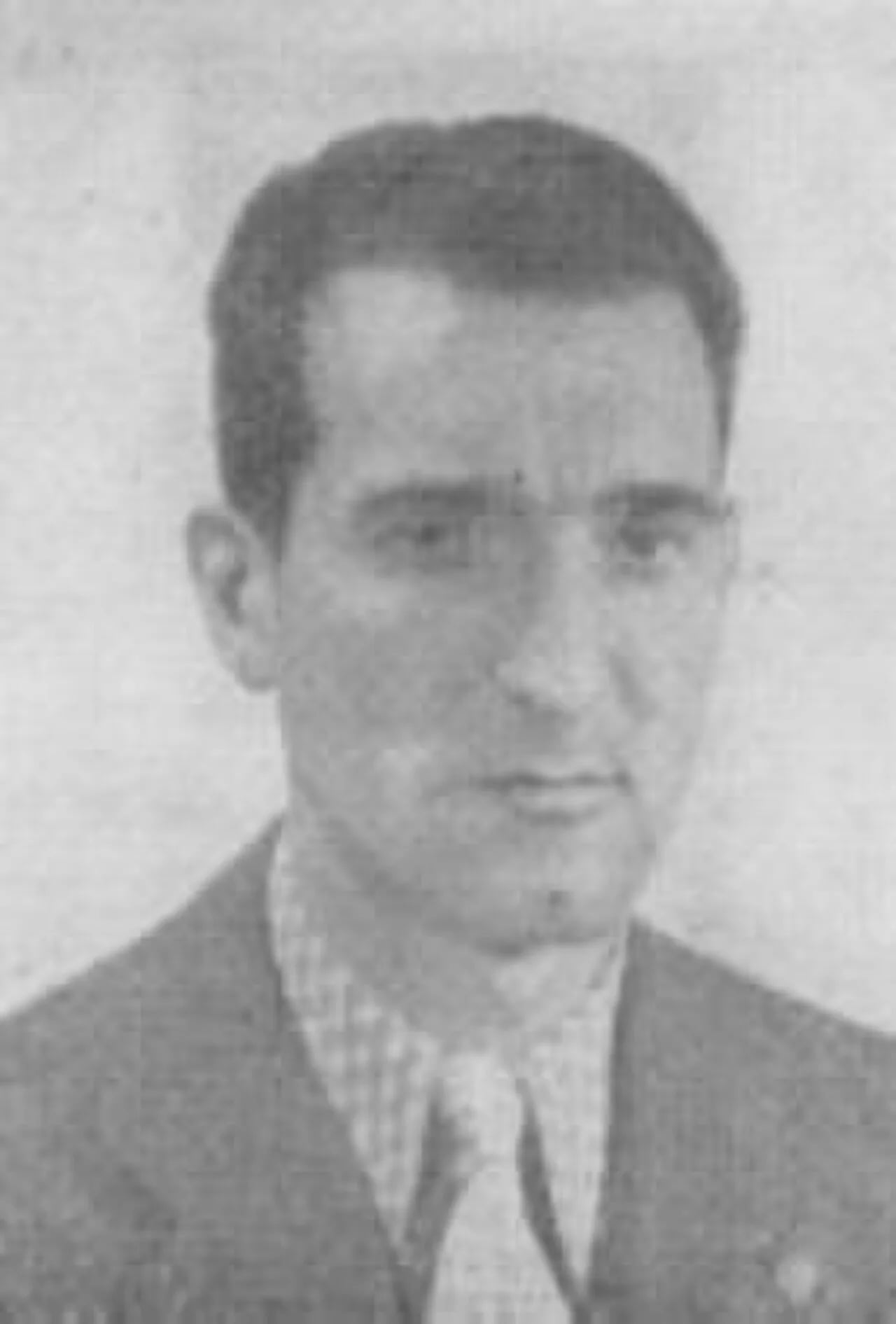 Portrait of Enzo Giacchero (1912–2000) – memorial page