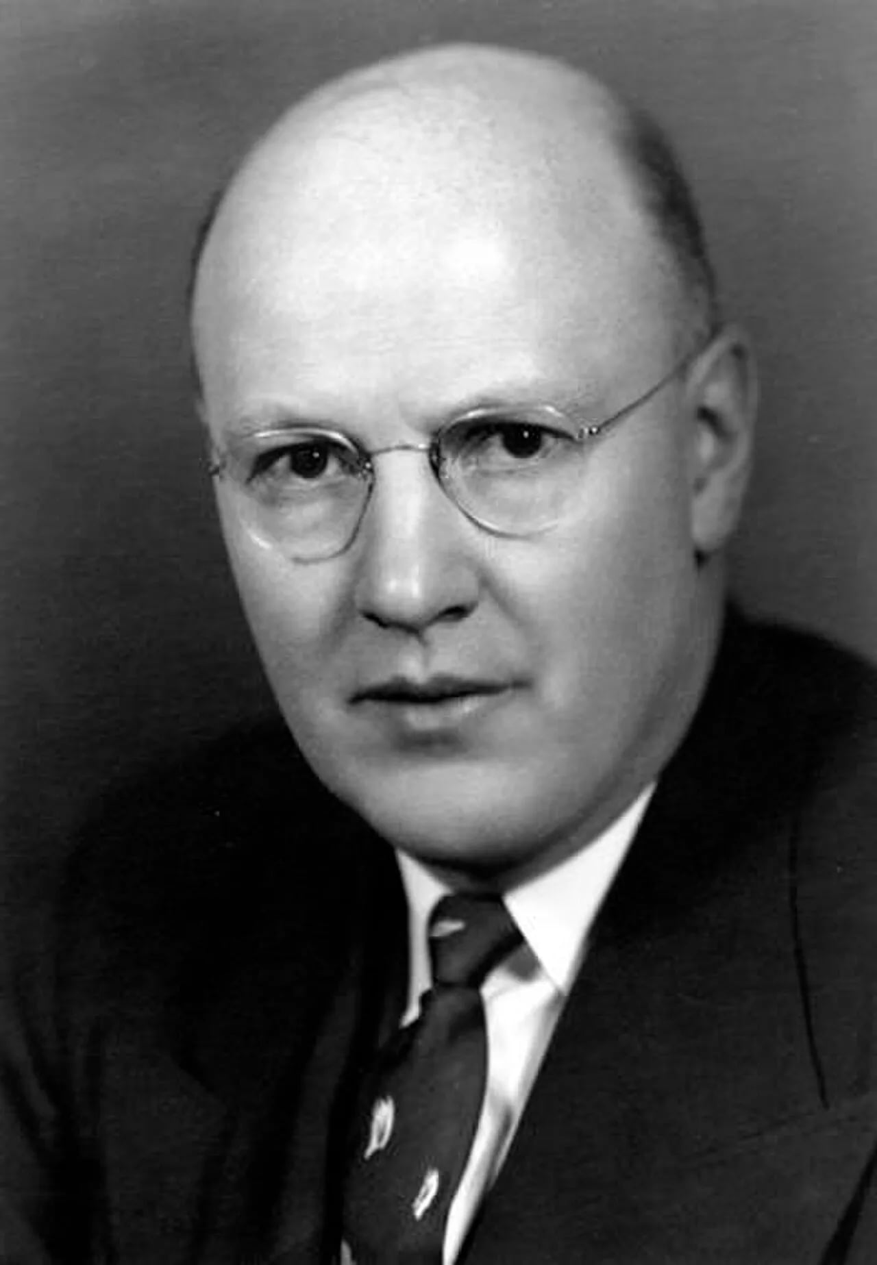 Porträt von Charles F. Brannan (1903–1992) – Gedenkseite