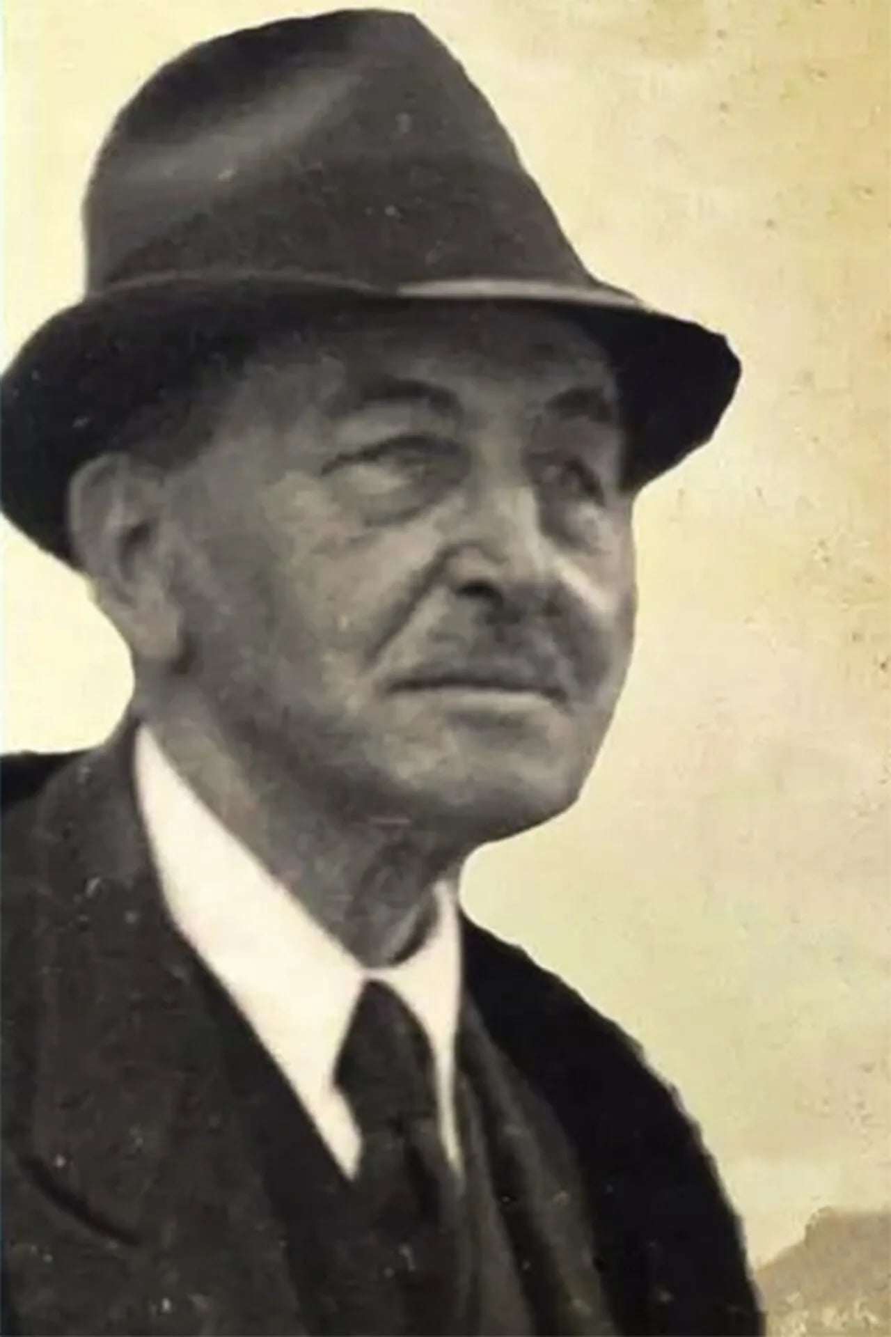 Portrait of Ettore Casati (1873–1945) – memorial page
