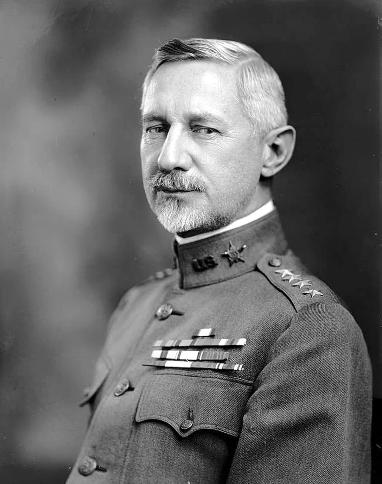 Porträt von Peyton C. March (1864–1955) – Gedenkseite