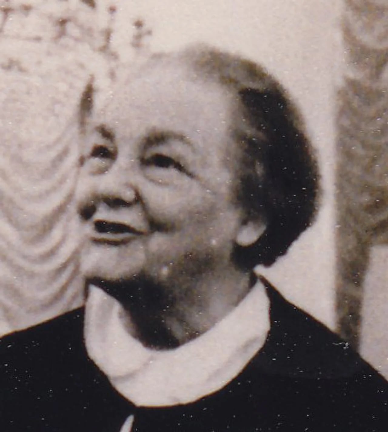 Portrait of Isabelle Blume (1892–1975) – memorial page