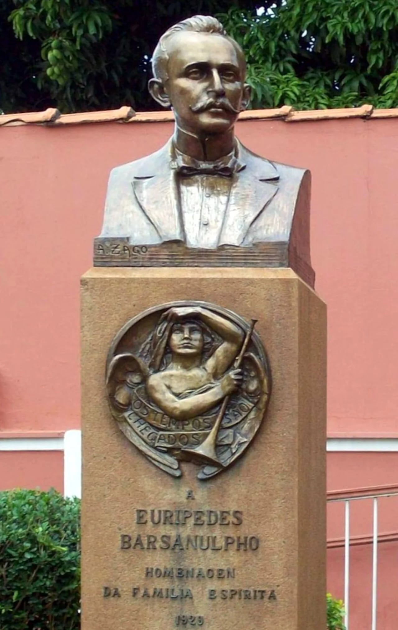 Porträt von Eurípedes Barsanulfo (1880–1918) – Gedenkseite