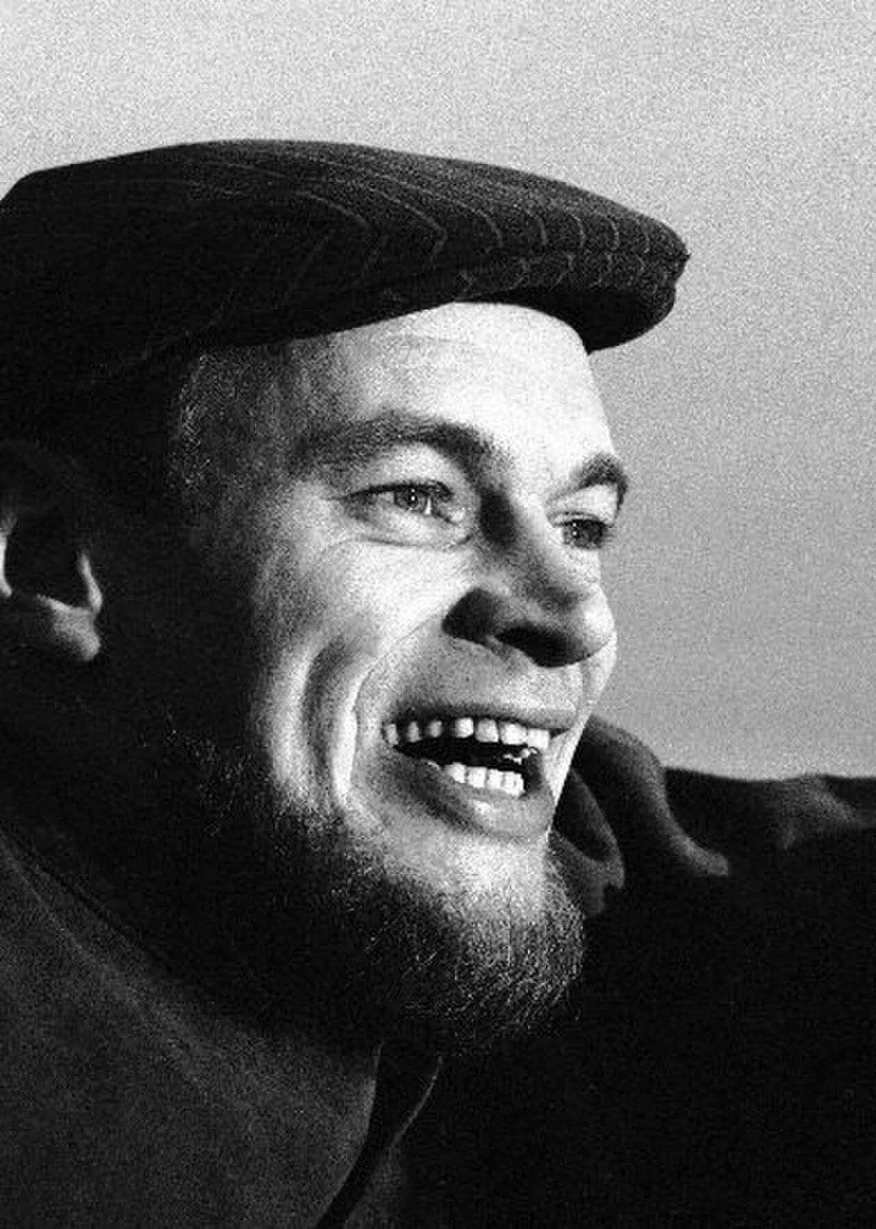 Porträt von Spede Pasanen (1930–2001) – Gedenkseite