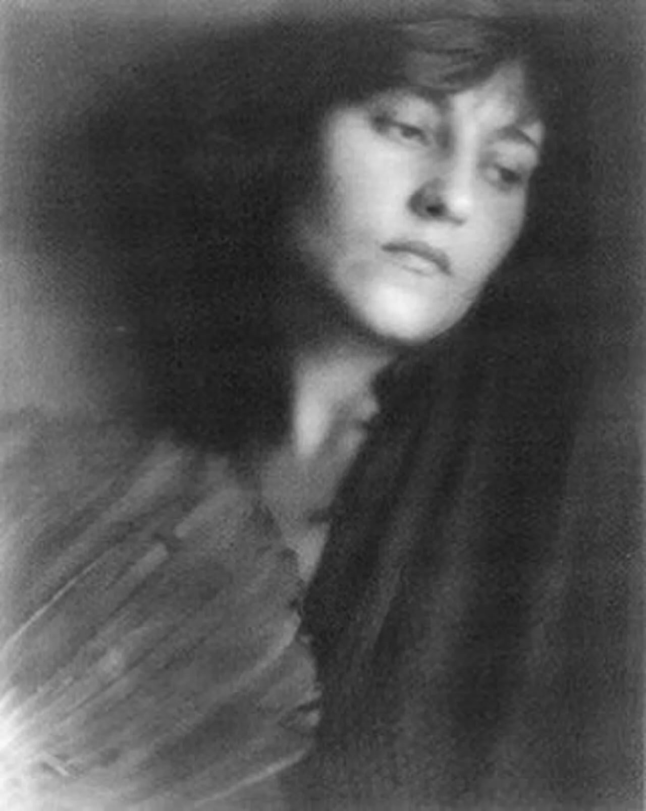 Portrait of Florence Deshon (1893–1922) – memorial page