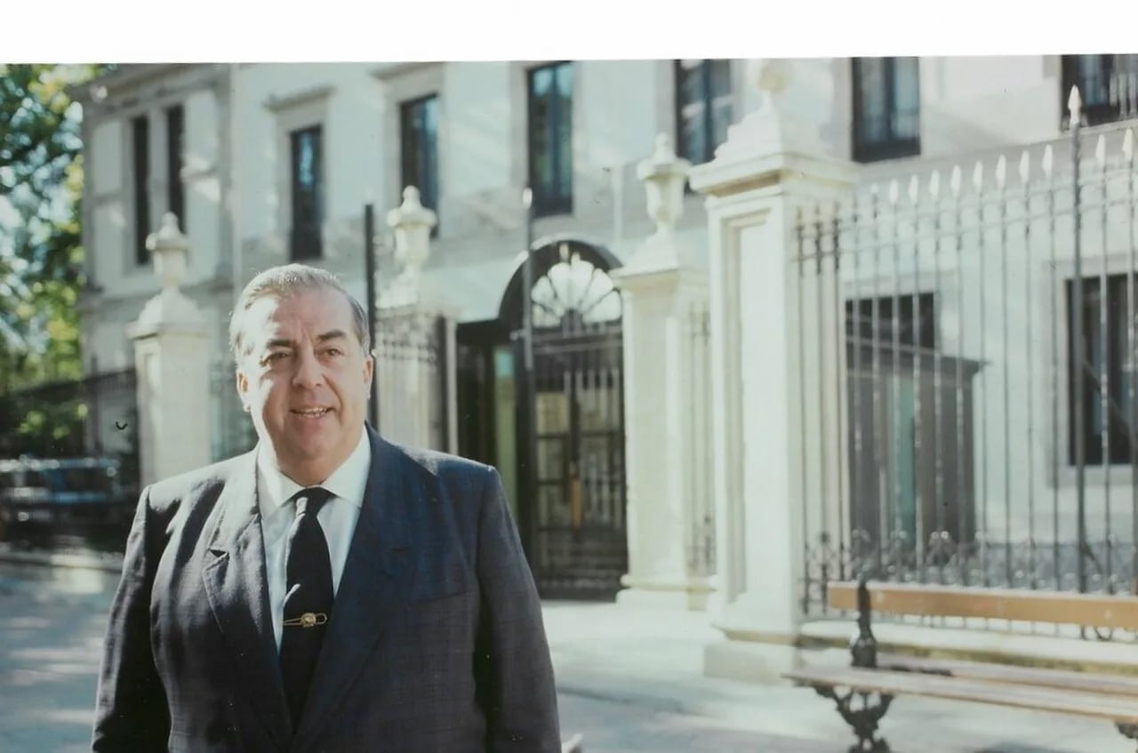 Portrait of Jesús María Viana Santa Cruz (1942–1987) – memorial page