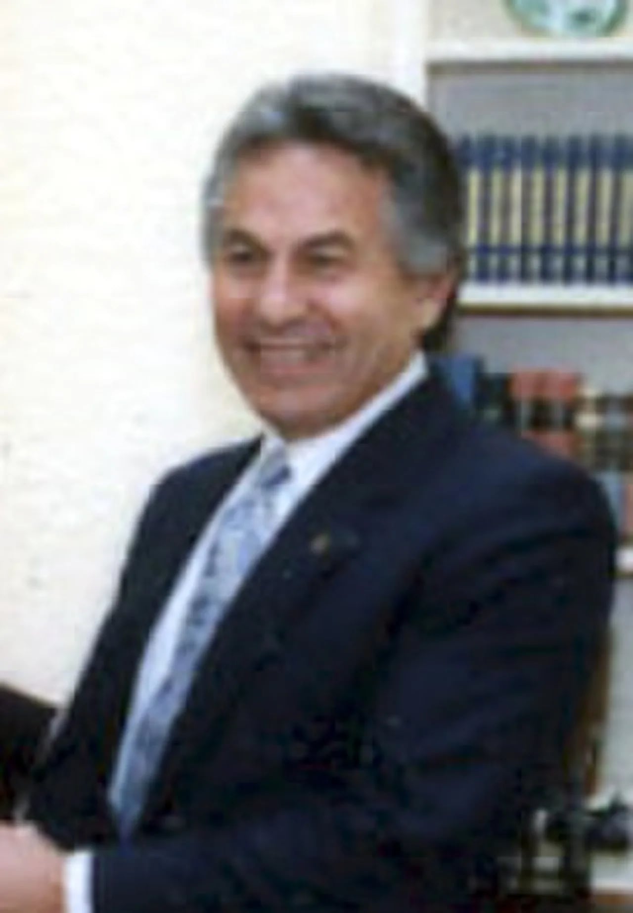 Portrait of Jerry Apodaca (1934–2023) – memorial page