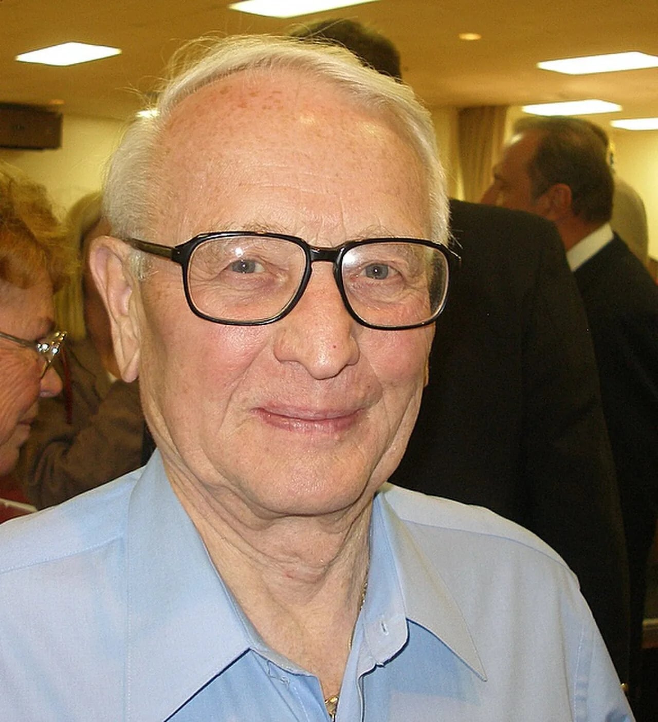 Portrait of David F. Cargo (1929–2013) – memorial page