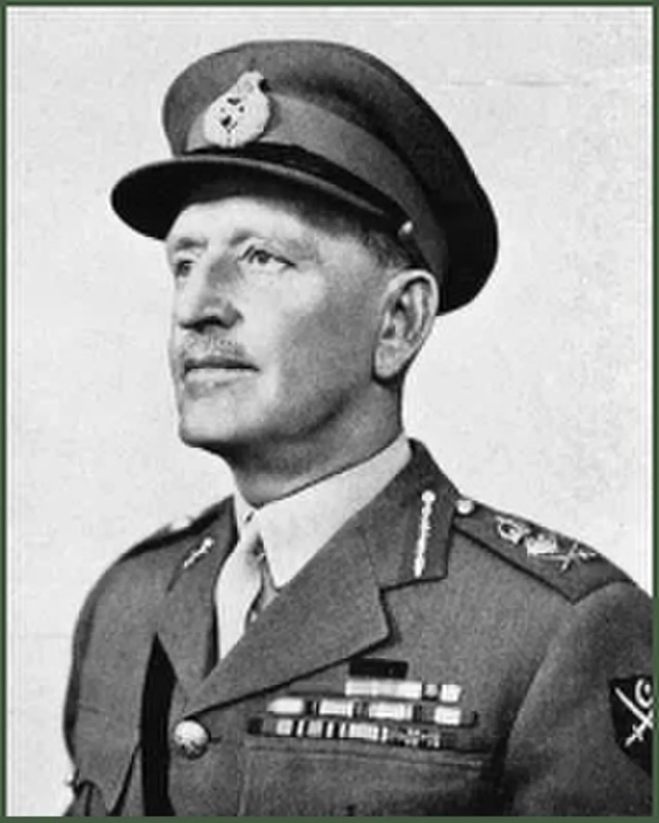 Portrait of Douglas Gracey (1894–1964) – memorial page