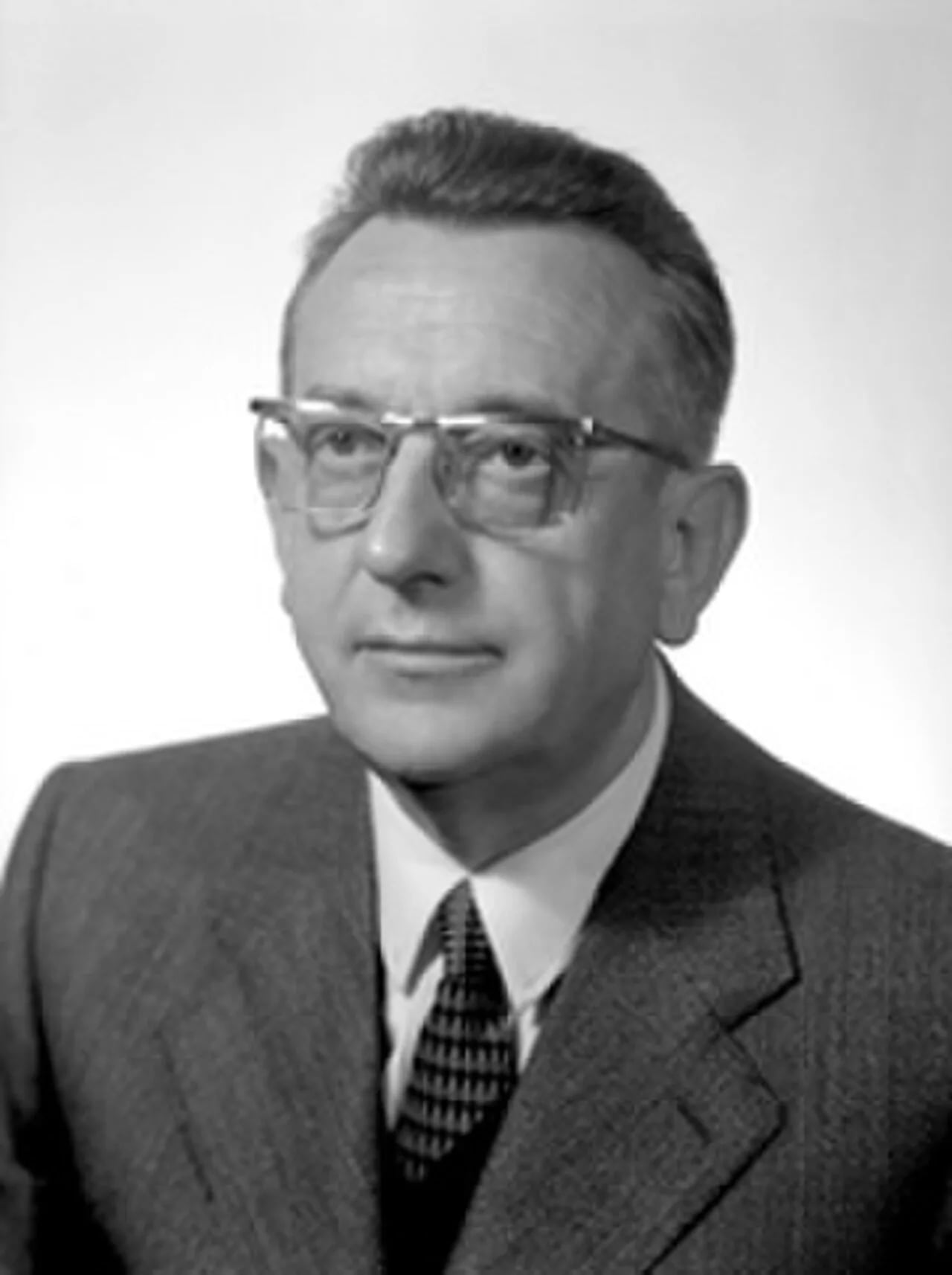 Portrait of Giovanni Giraudo (1912–2000) – memorial page