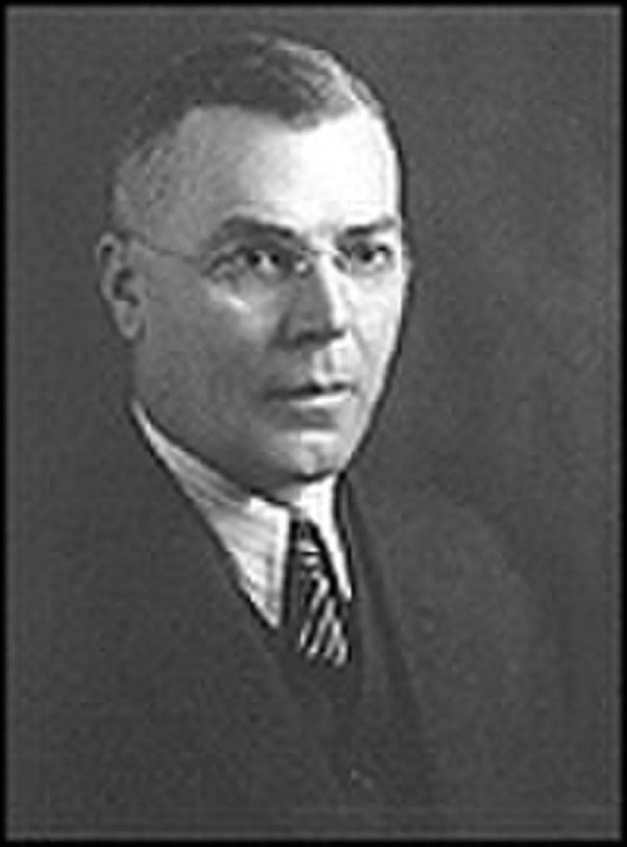 Portrait of William John Patterson (1886–1976) – memorial page