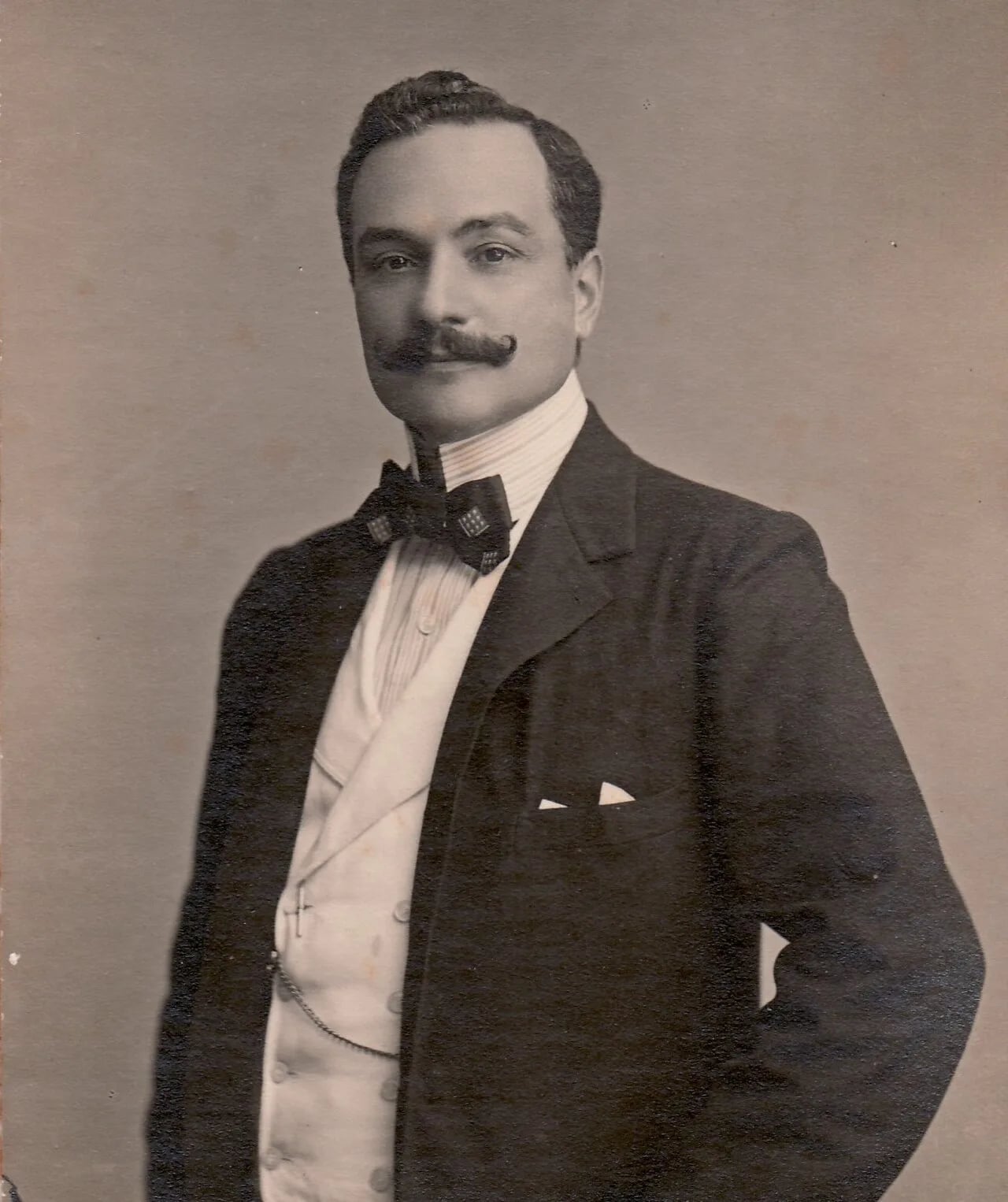 Portrait of Giuseppe Arigò (1858–1908) – memorial page