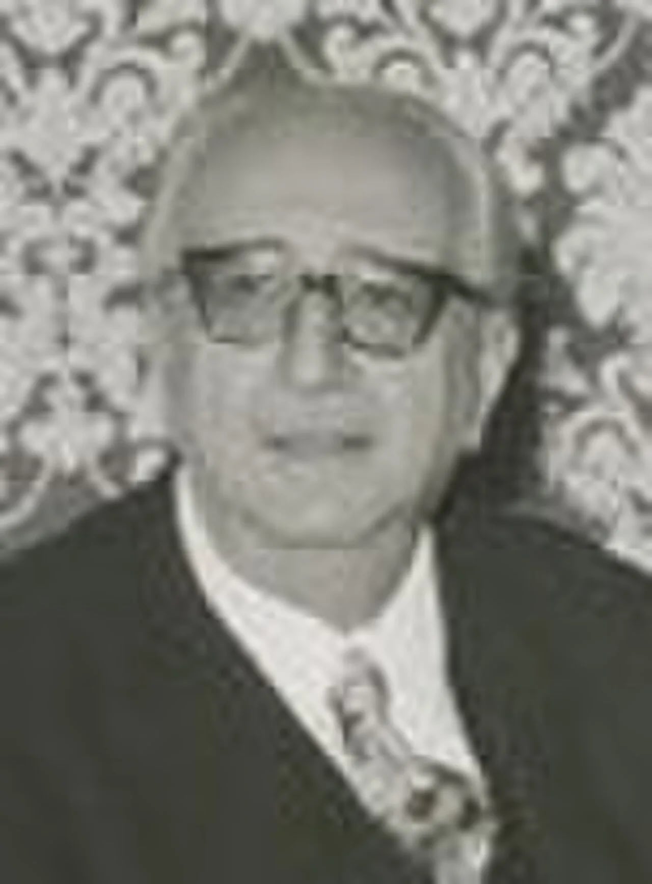 Portrait of Giuseppe Chiarelli (1904–1978) – memorial page