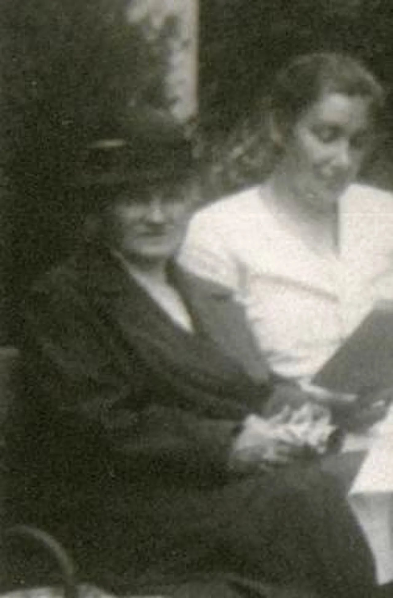 Portrait of Mathilde Block (1850–1932) – memorial page