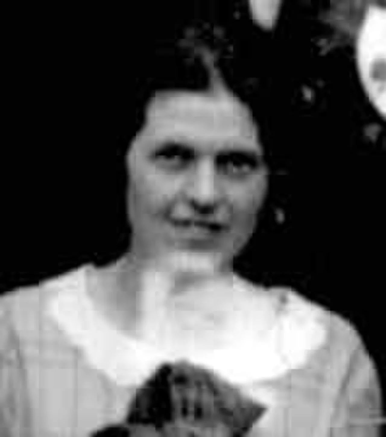 Portrait of Mary Simpson (1901–1985) – memorial page