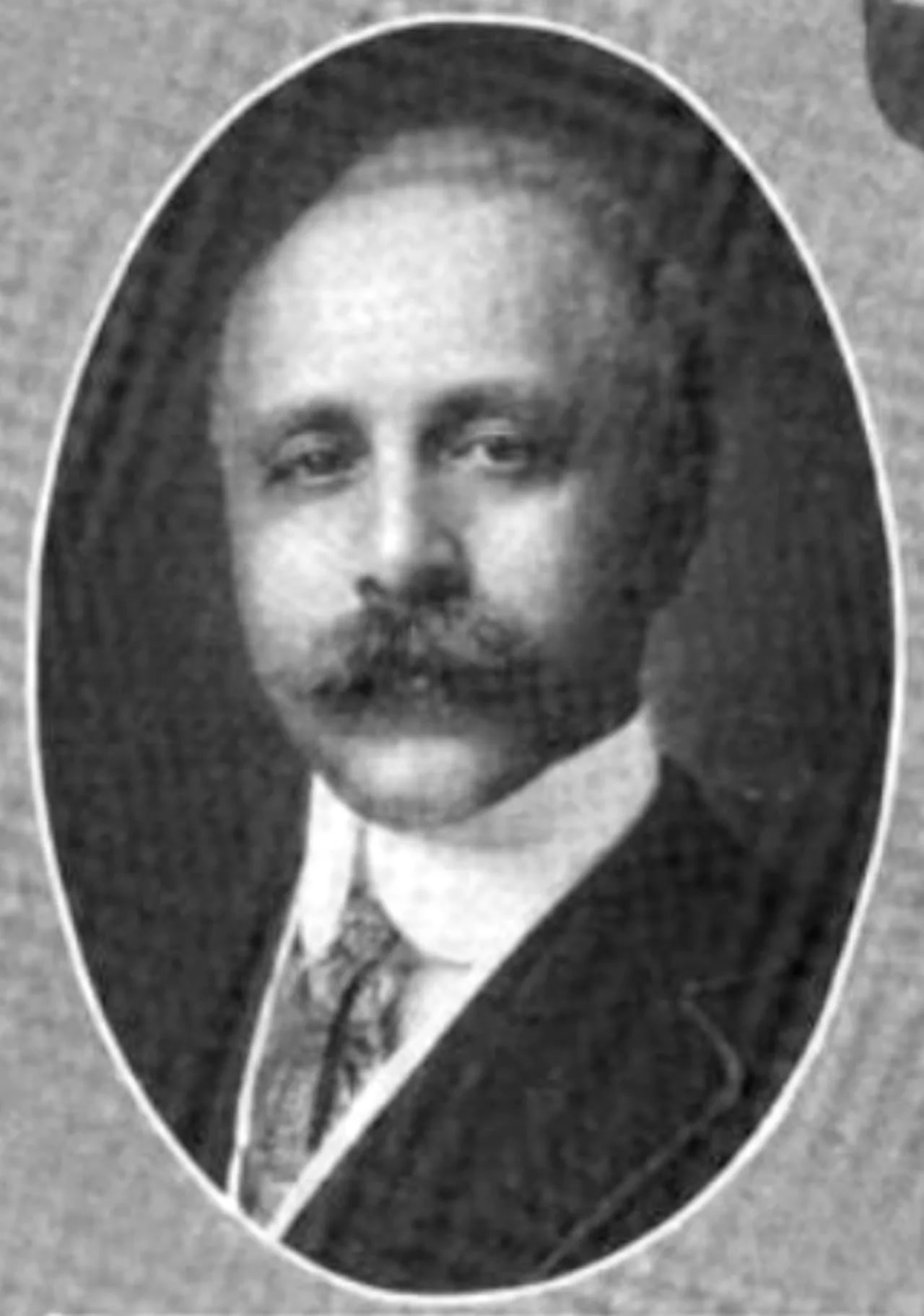 Portrait of Adelbert H. Roberts (1866–1937) – memorial page