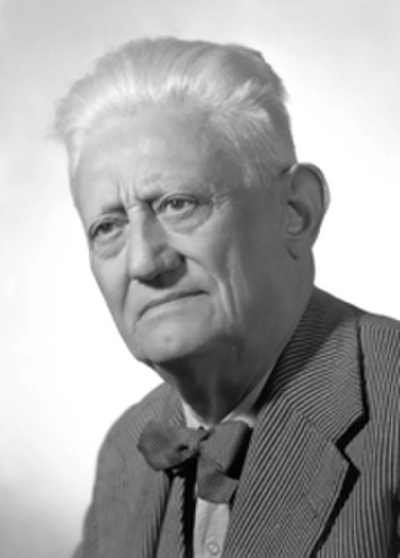 Portrait of Gustavo Ghidini (1875–1965) – memorial page