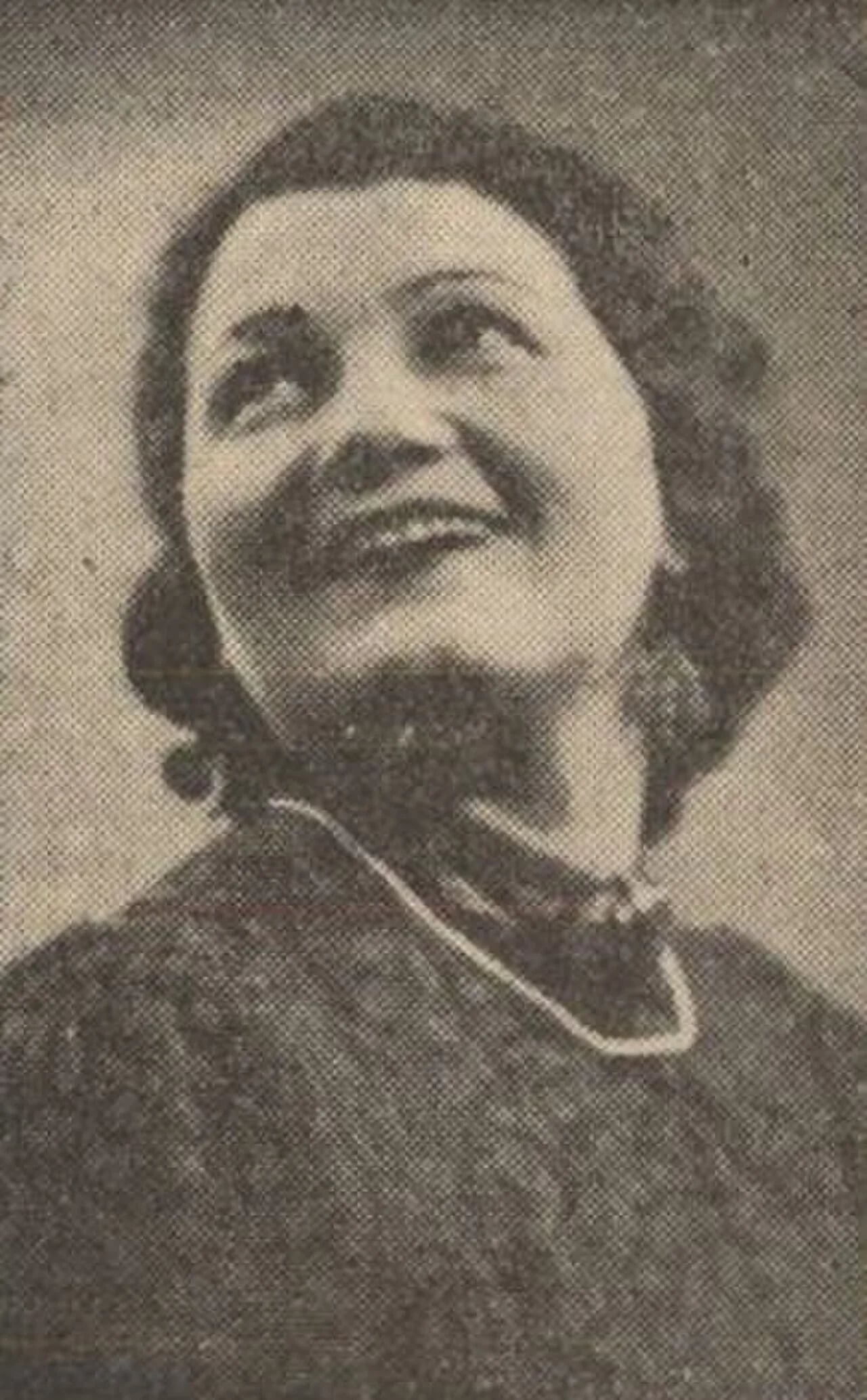 Portrait of Stella Roman (1904–1992) – memorial page