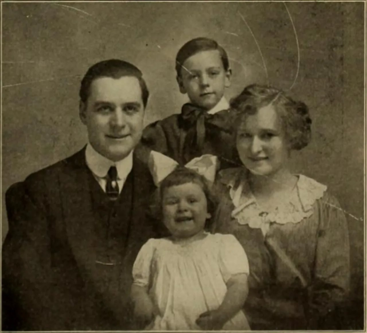 Portrait of Harry Benham (1884–1969) – memorial page