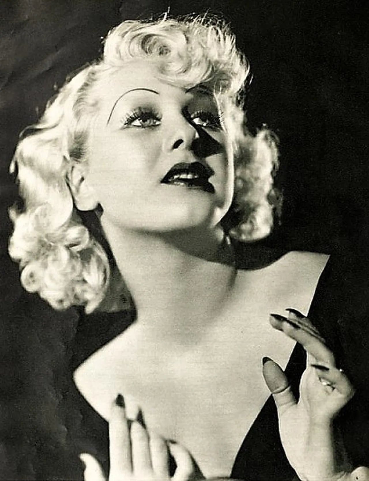 Portrait of Hazel Forbes (1910–1980) – memorial page