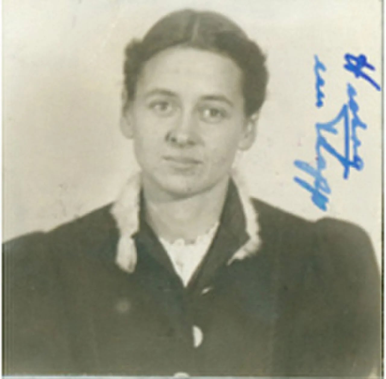 Portrait of Hedwig von Trapp (1917–1972) – memorial page