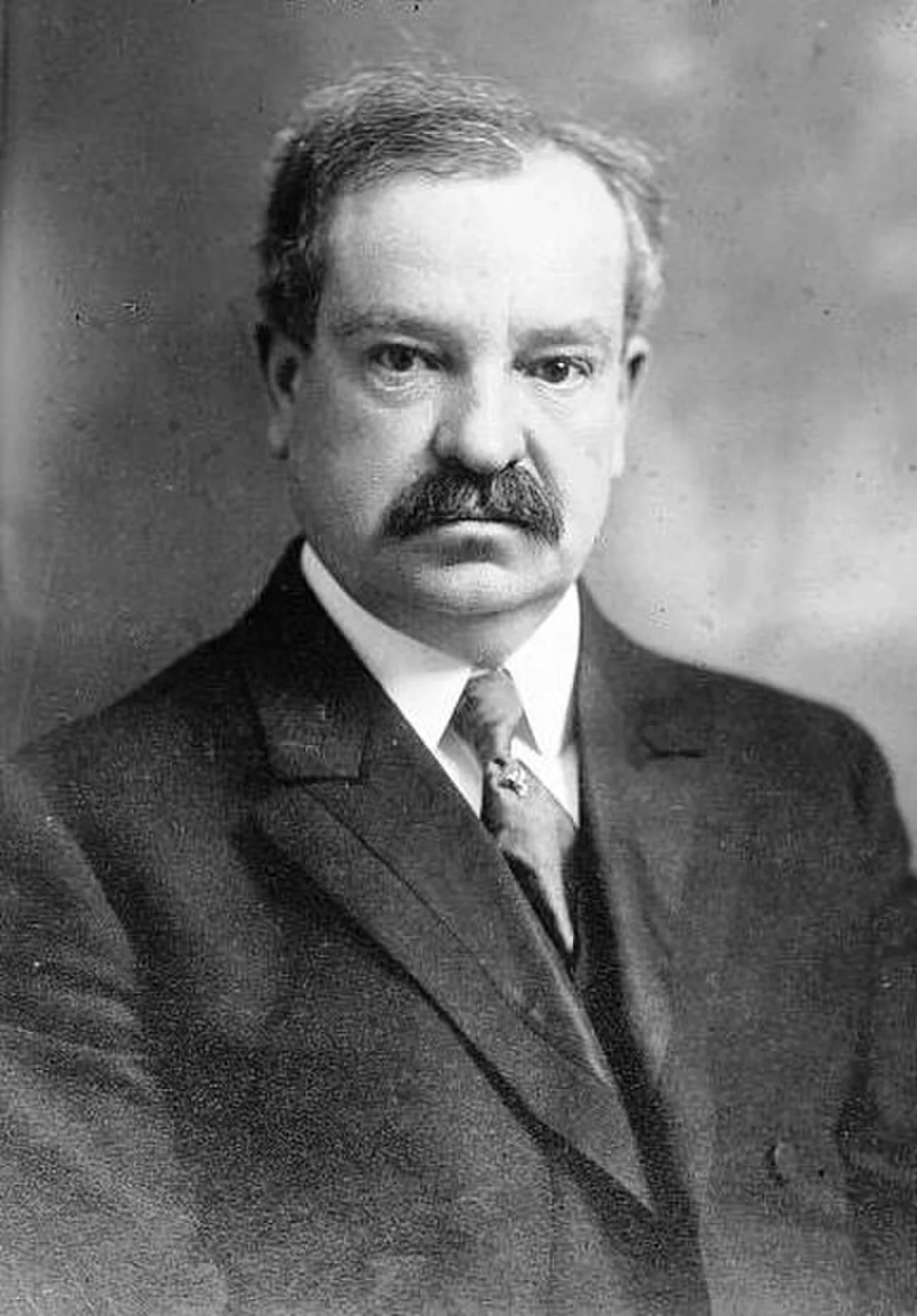 Portrait of Arthur S. Tompkins (1865–1938) – memorial page