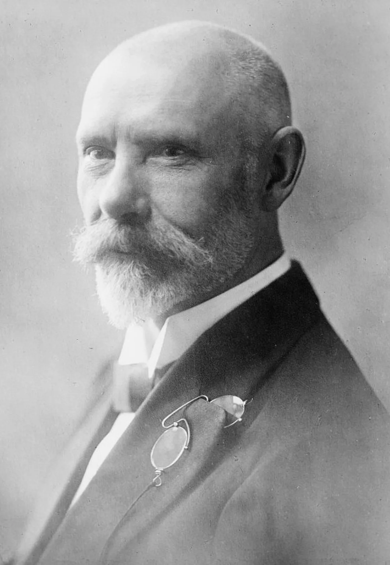 Porträt von Jānis Čakste (1859–1927) – Gedenkseite