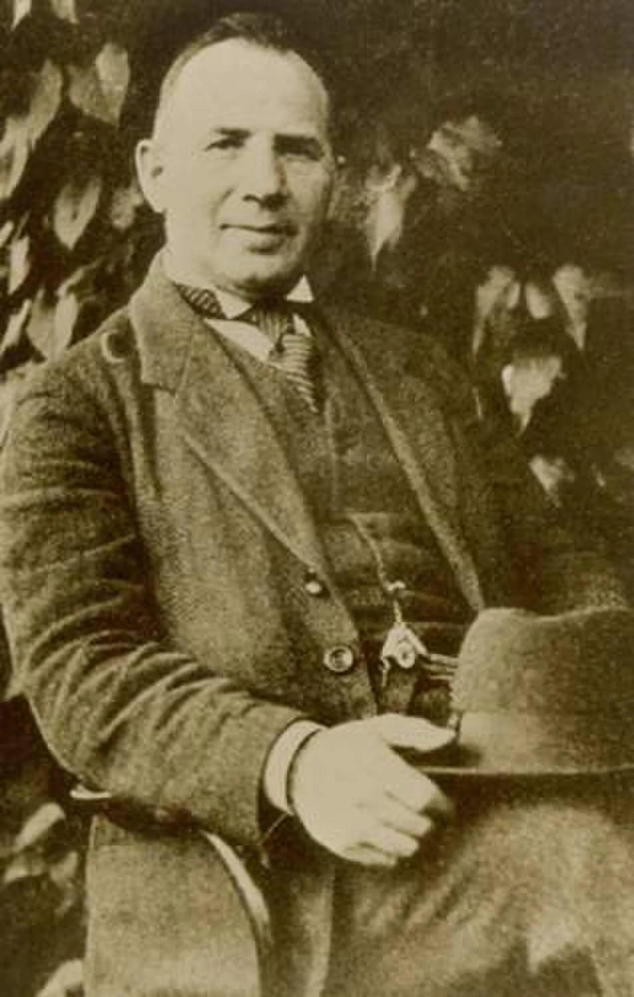 Portrait of Francis Trasuns (1864–1926) – memorial page