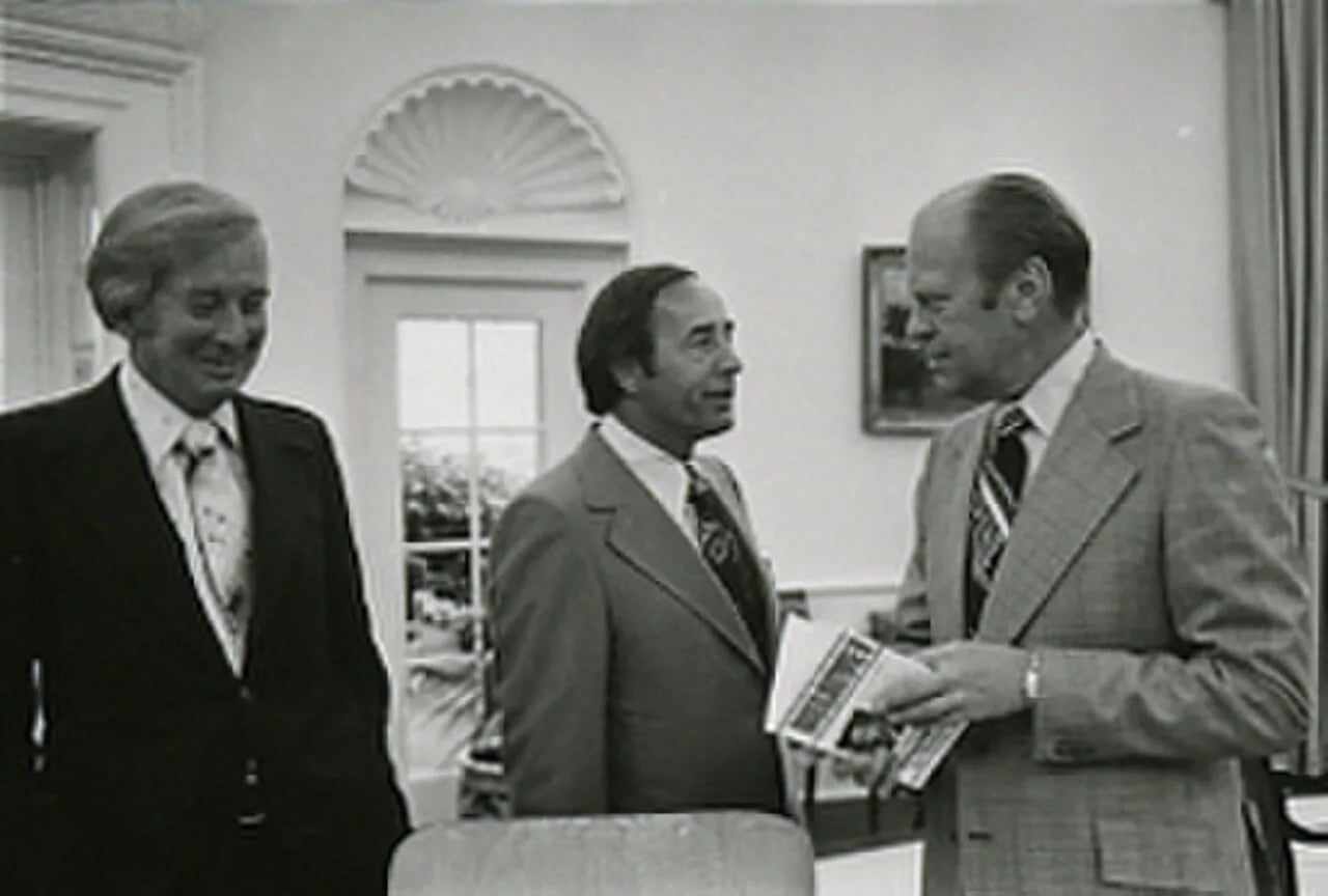 Porträt von Jay Van Andel (1924–2004) – Gedenkseite