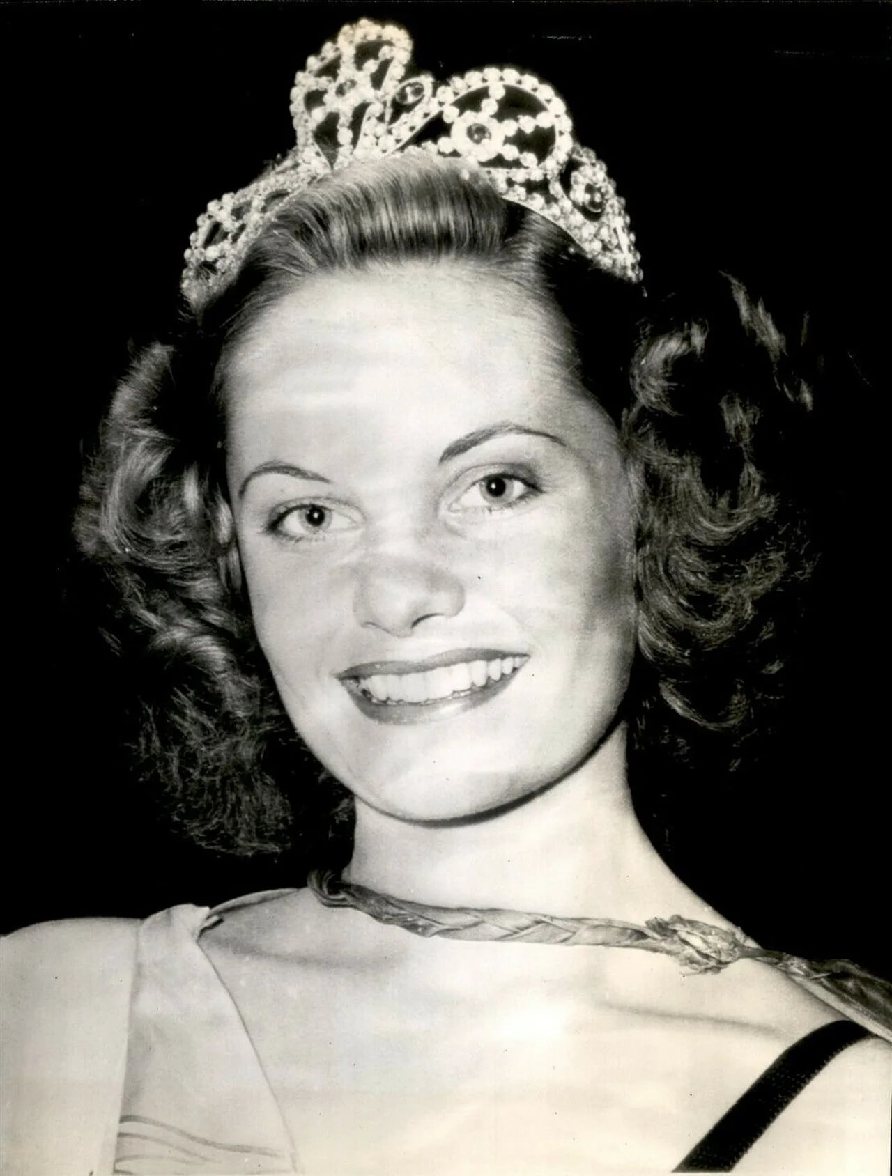 Portrait of Jean Bartel (1923–2011) – memorial page