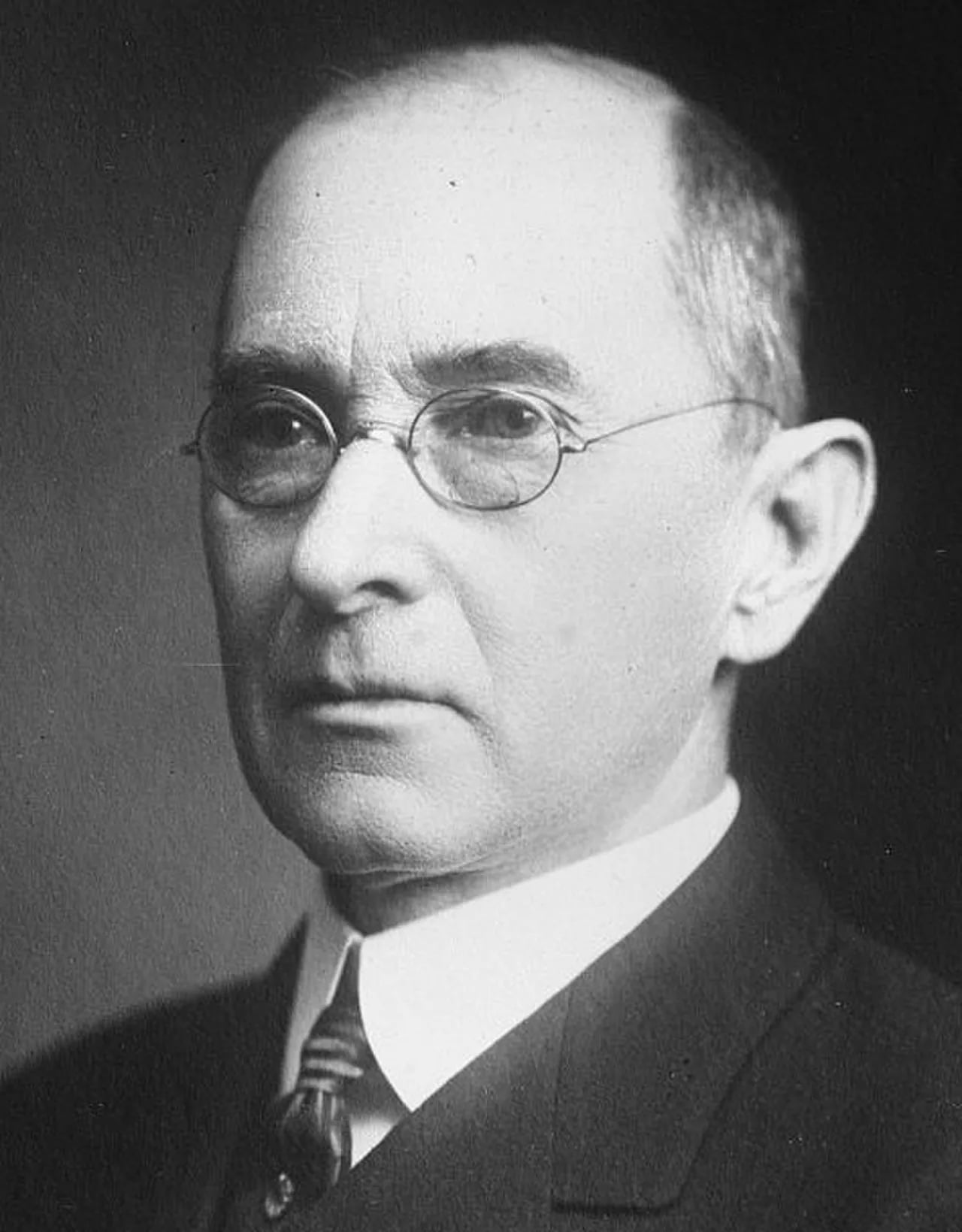 Portrait of John Uri Lloyd (1849–1936) – memorial page