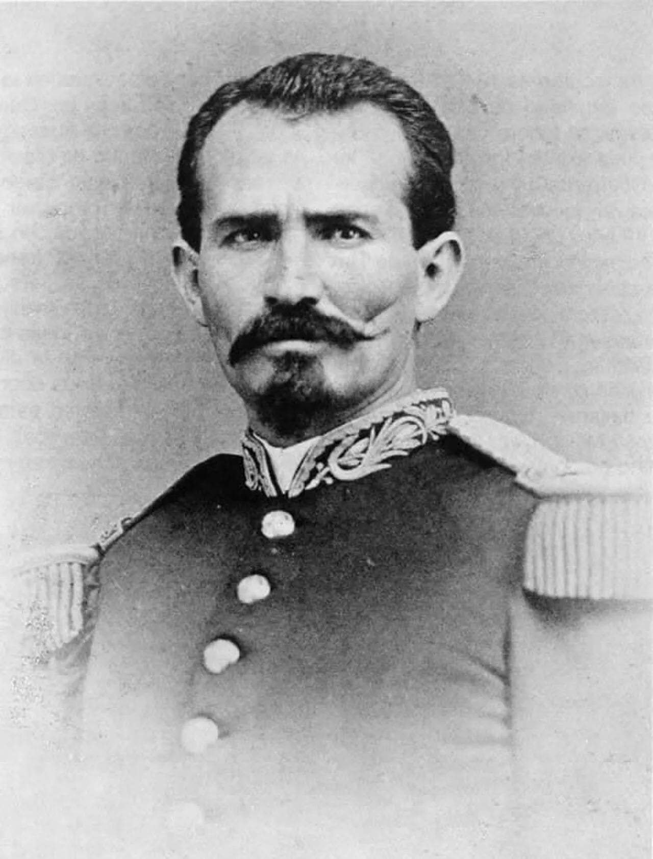 Portrait of Manuel del Refugio González Flores (1833–1893) – memorial page
