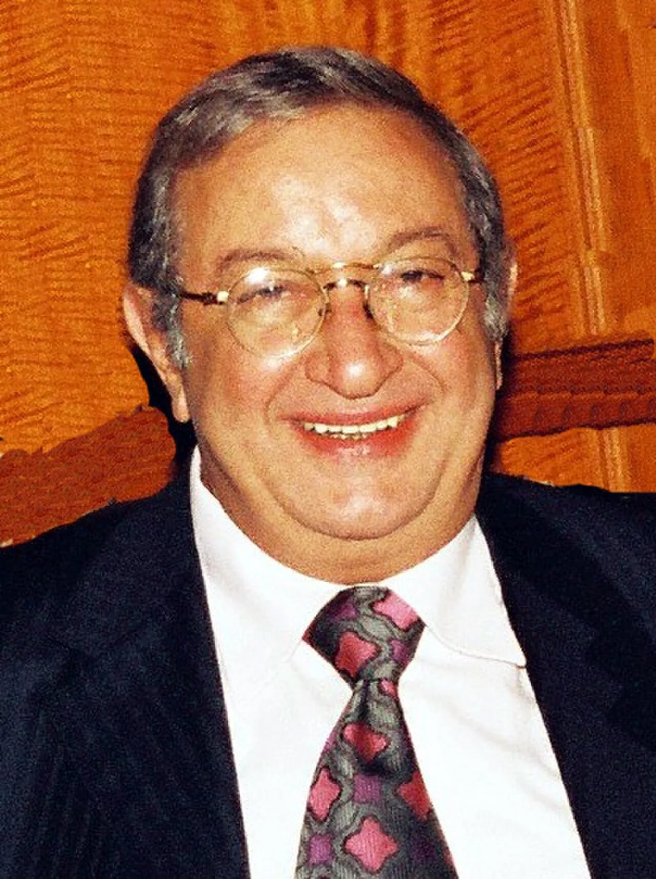 Portrait of Nour El-Sherif (1946–2015) – memorial page