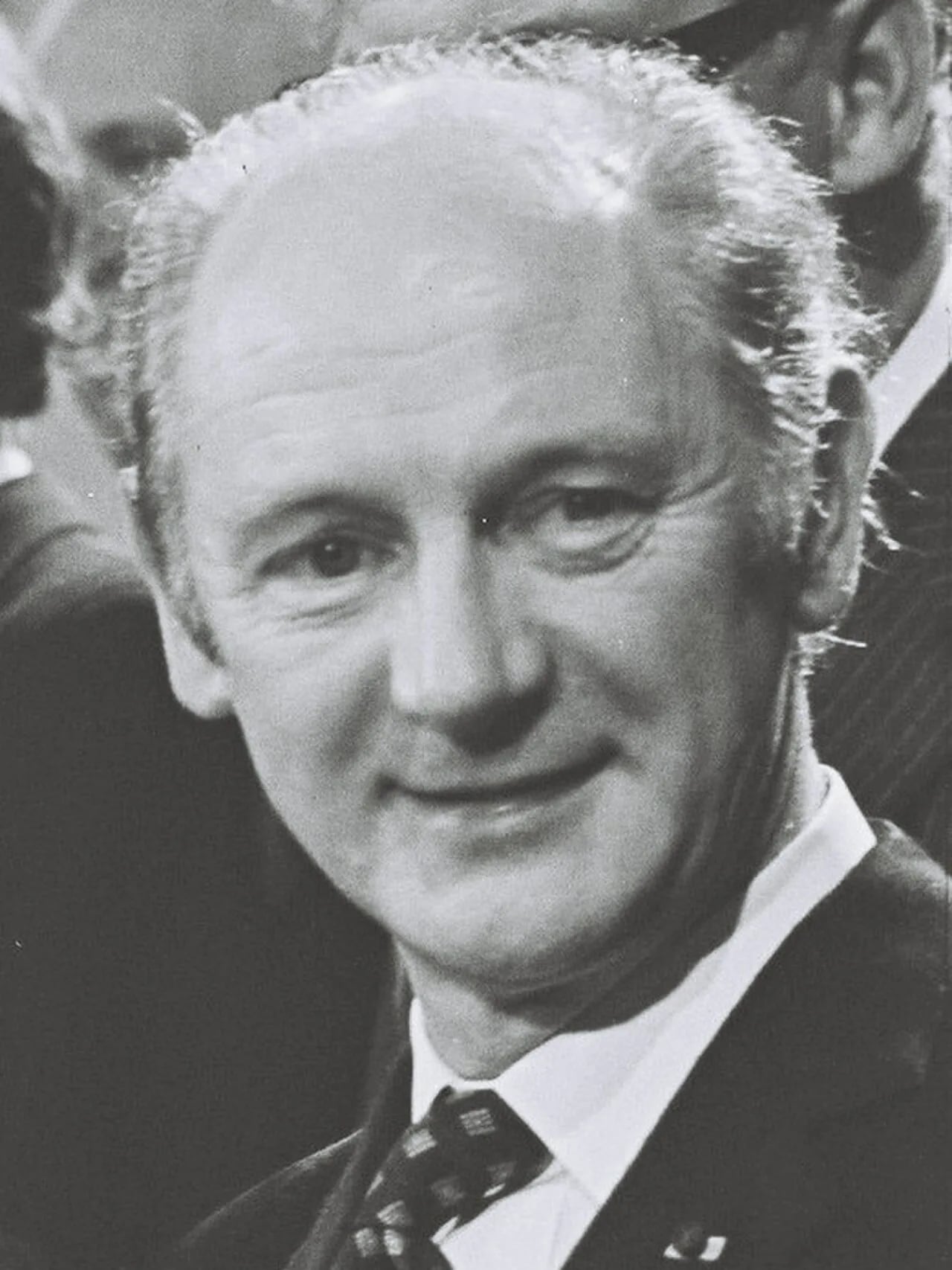 Portrait of Jack Lynch (1917–1999) – memorial page