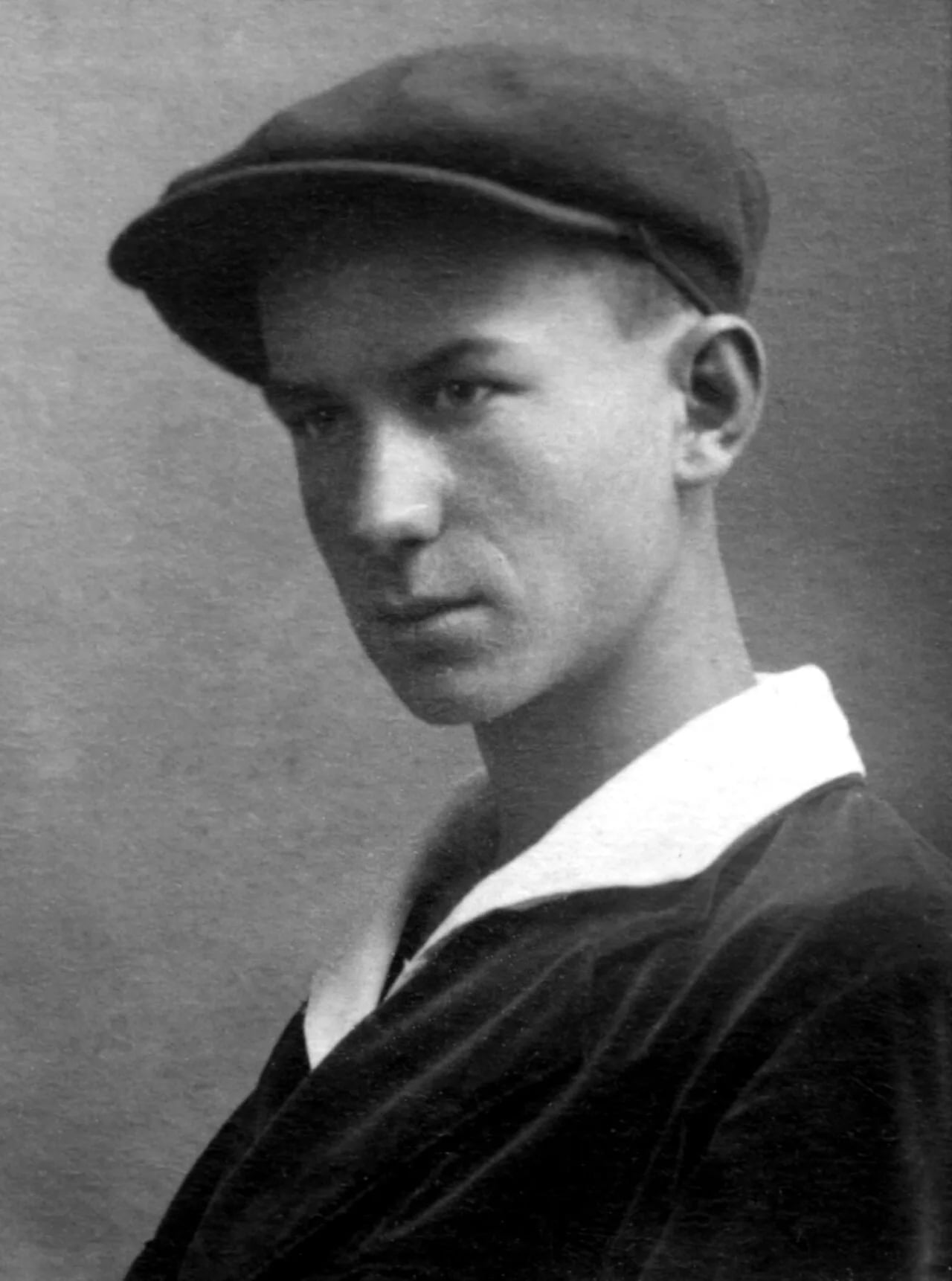 Portrait of Oleksandr Babkin (1914–2000) – memorial page