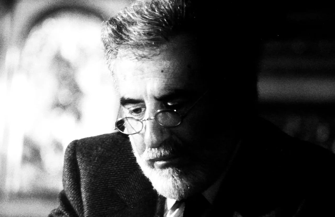 Porträt von Carlos Castilla del Pino (1922–2009) – Gedenkseite