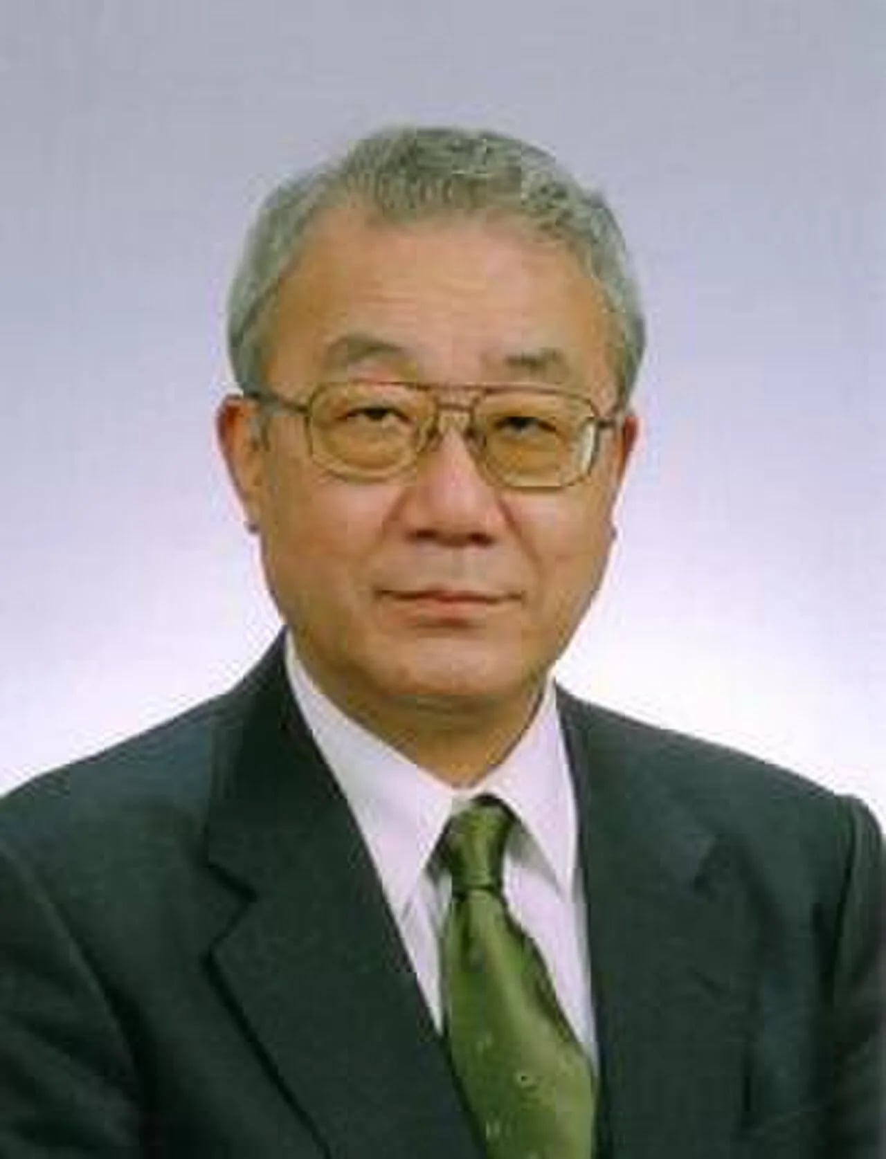 Porträt von Teruhiko Beppu (1934–2023) – Gedenkseite