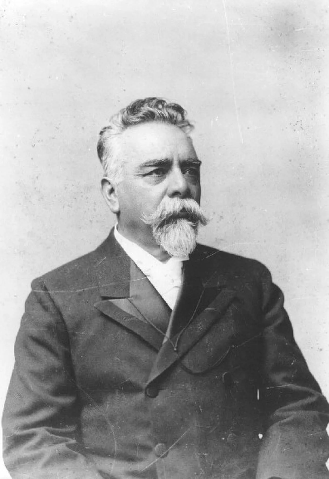 Portrait of Campos Sales (1841–1913) – memorial page