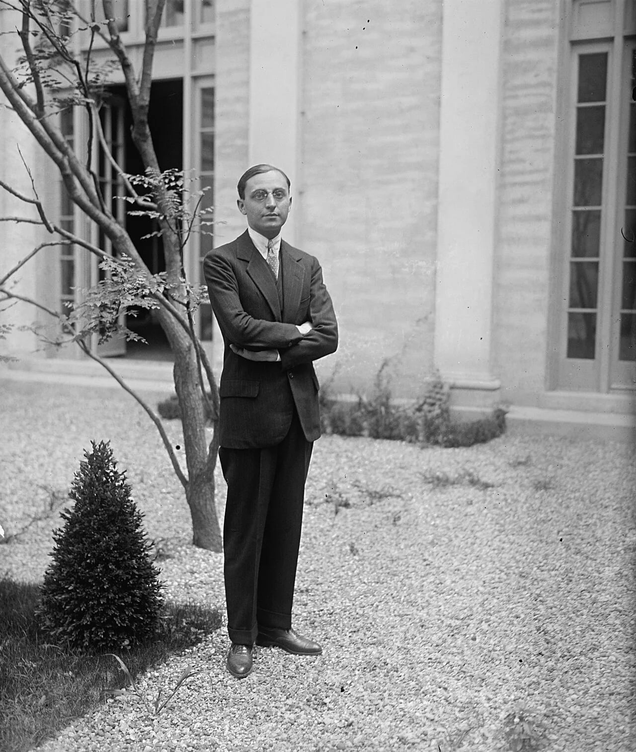 Portrait of Leonardo Vitetti (1894–1973) – memorial page