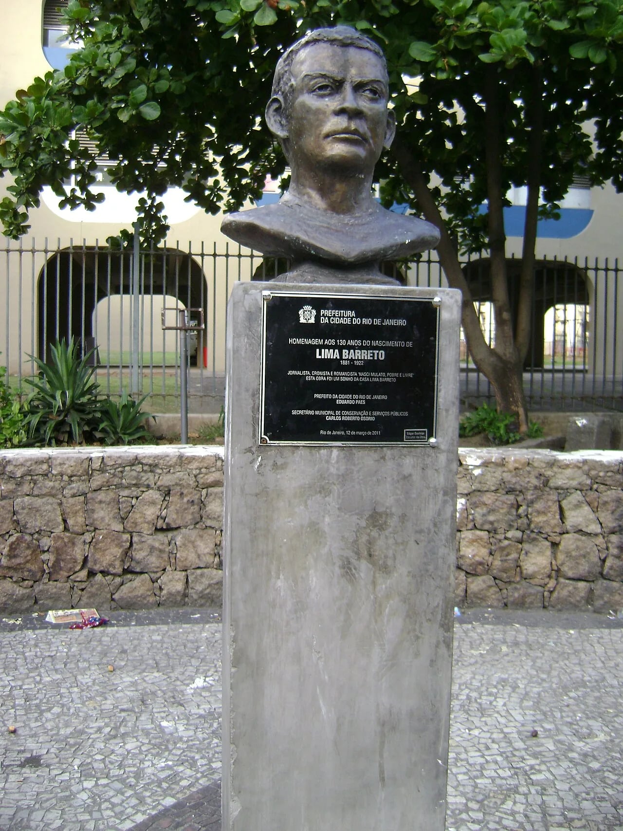 Portrait of Afonso Henriques de Lima Barreto (1881–1922) – memorial page