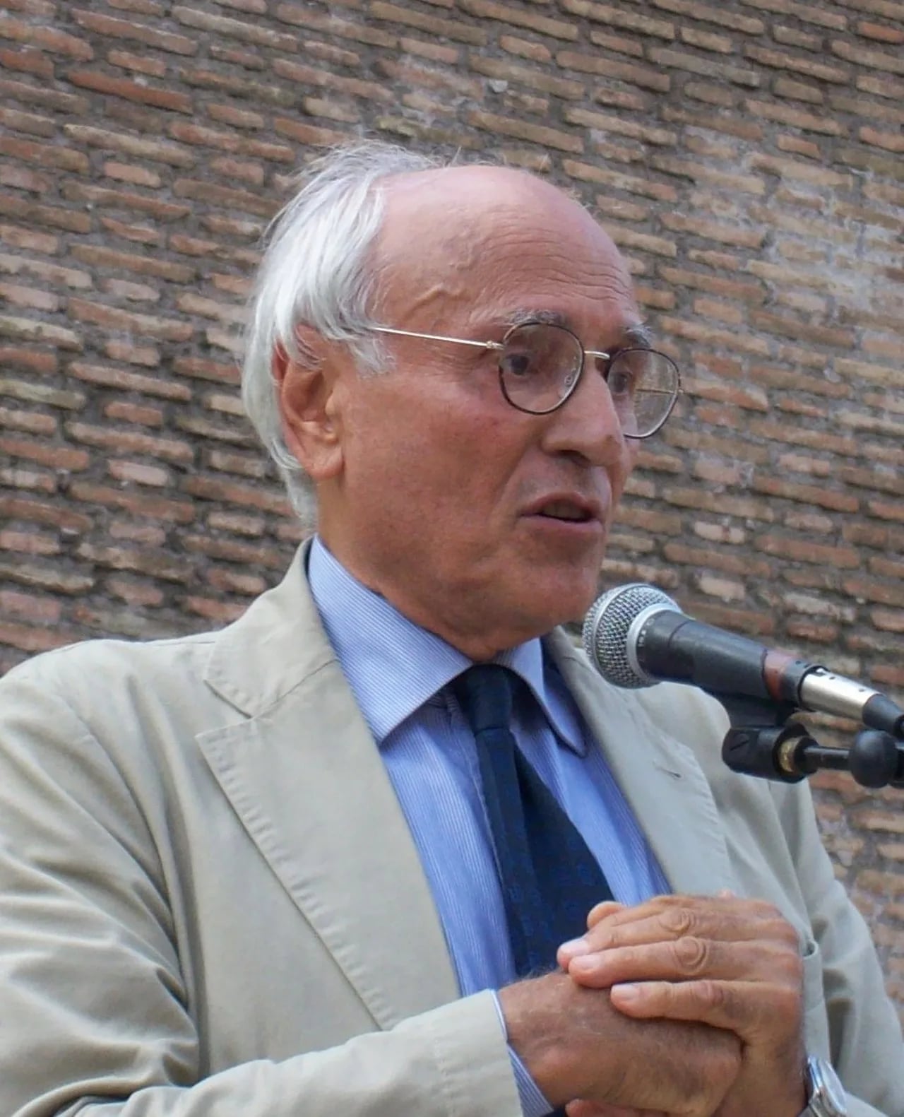 Portrait of Lucio Villari (1933–2025) – memorial page