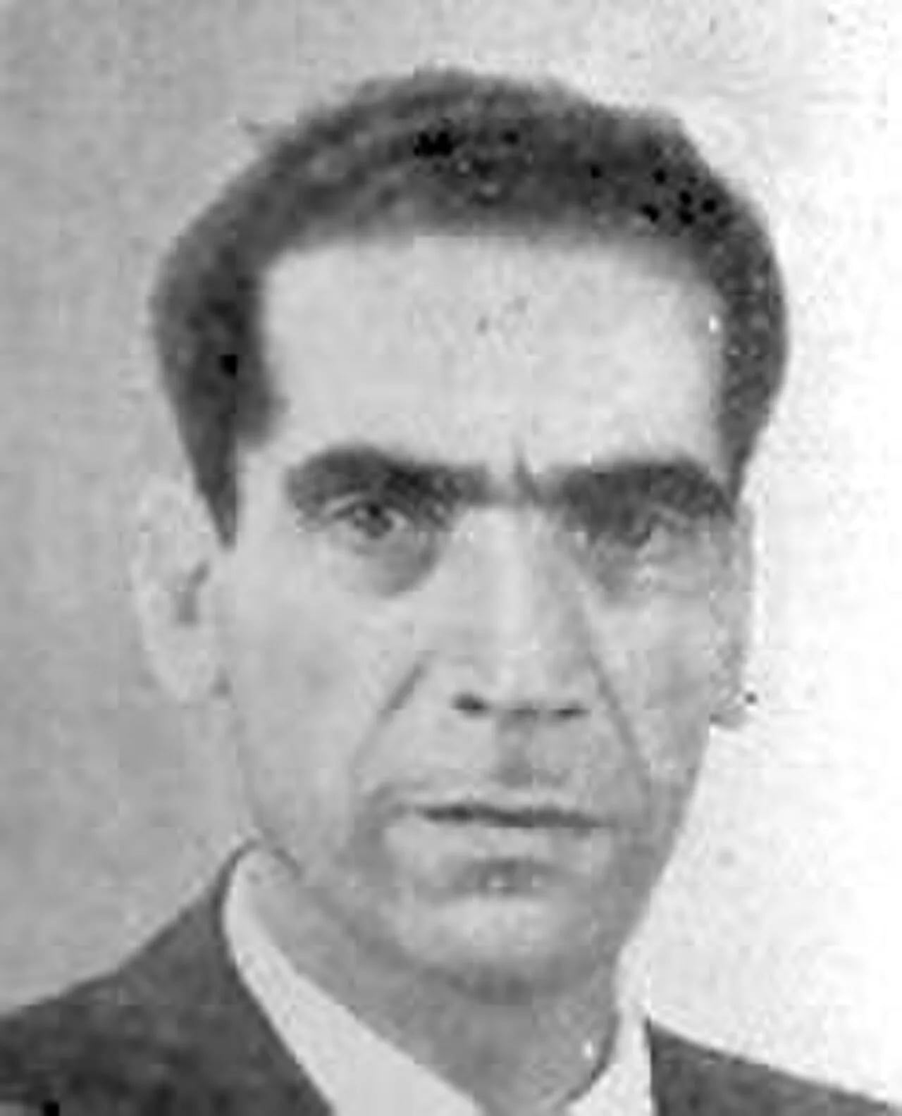 Portrait of Luigi Cacciatore (1900–1951) – memorial page